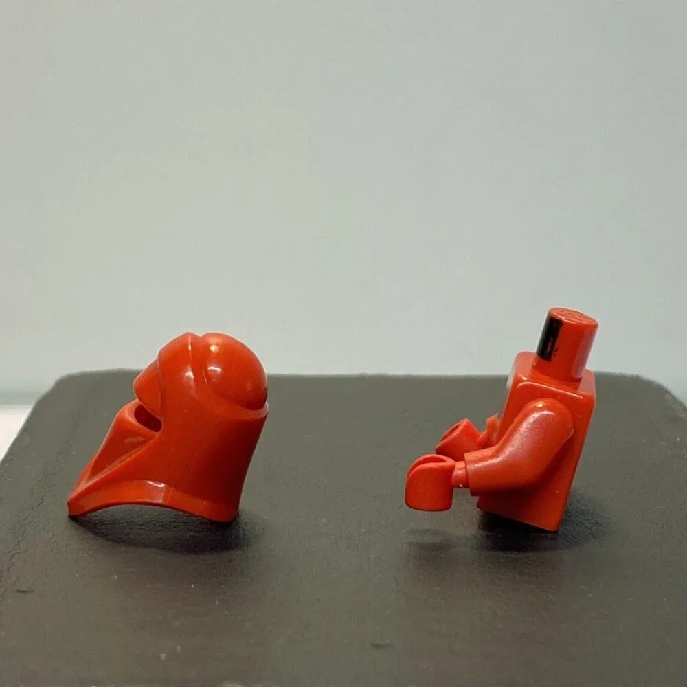 LEGO Star Wars Minifigure Red Imperial Helmet Body Parts Royal Guard 30561